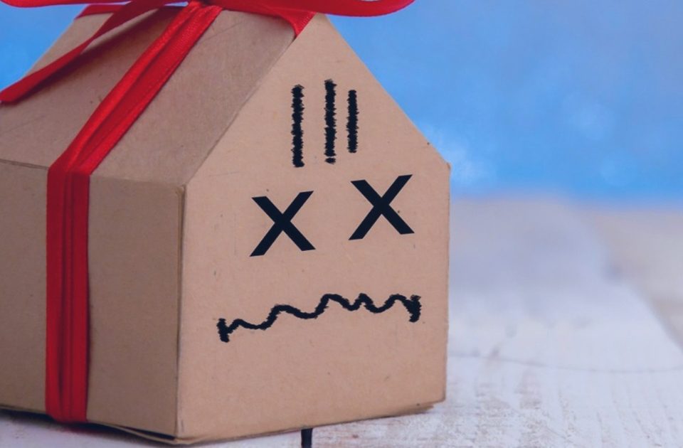 Picture of a Sick House Because of Poor Air Quality